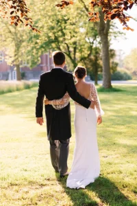 Cinq raisons uniques d’organiser votre mariage au Domaine de Lonzée 6 Vos séances photos dans le parc du Domaine de Lonzée pour votre mariage